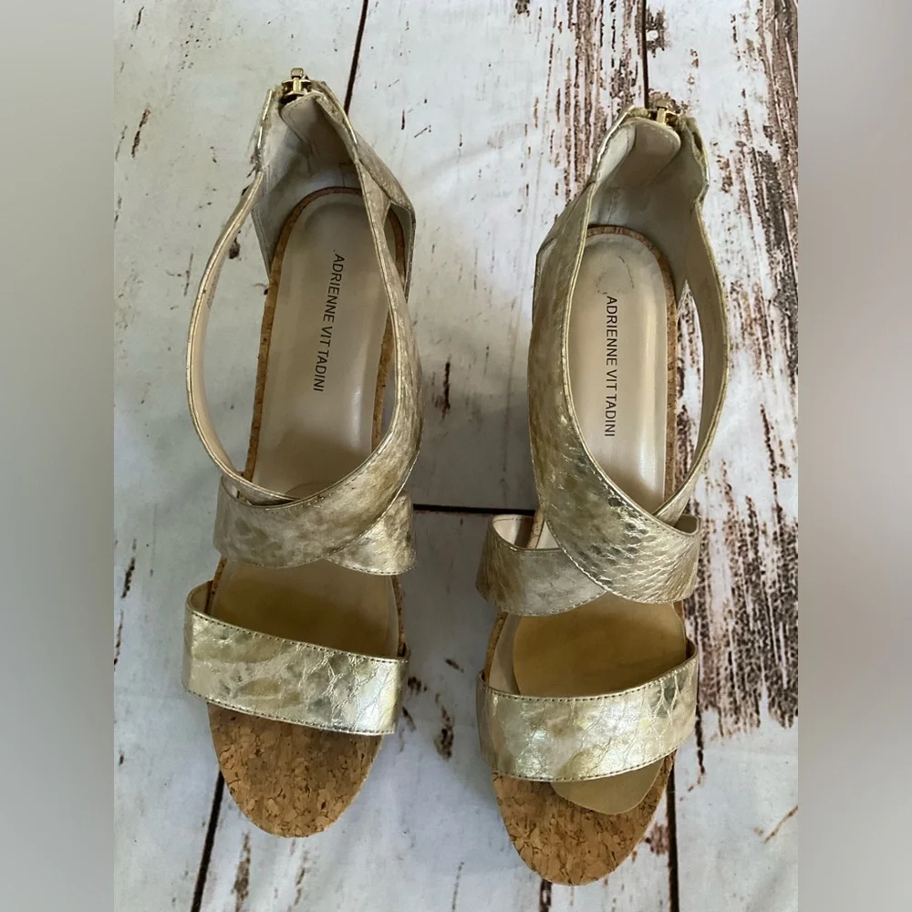 ADRIENNE VITTADINI GOLD SNAKESKIN‎ EMBOSSED STAPPY ESPADRILLES HEELED SANDALS